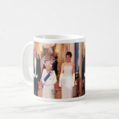 Pres及び第1 Trump With女性エリザベス女王二世 コーヒーマグカップ (正面左)