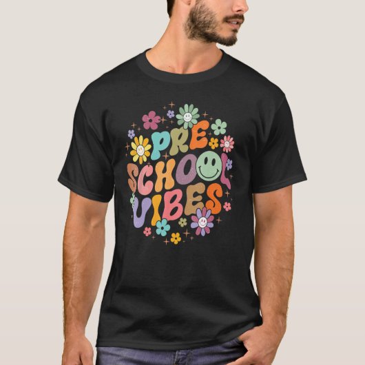 Preschool Vibes Retro Back to School Teacher Nurse Tシャツ (正面)