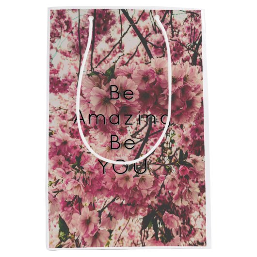 Presentpåse att ge bort till en värdefull person ミディアムペーパーバッグ (正面)