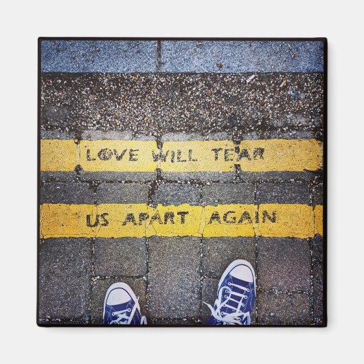 Prestwich – 愛は私たちを引き裂く磁石 マグネット (正面)