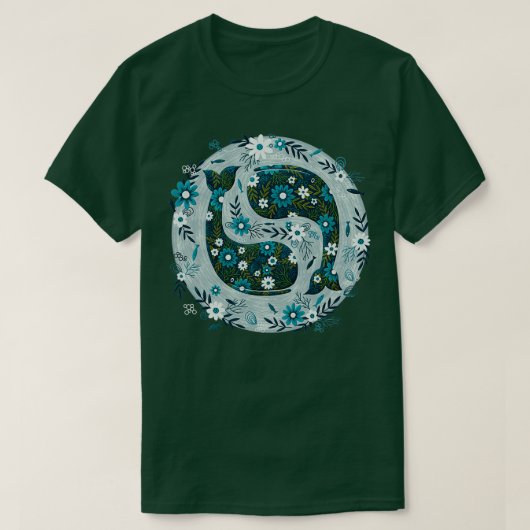 Pretty Floral Whales Circle in Blues and Greens Tシャツ (デザイン正面)