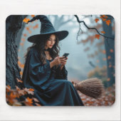 Pretty Halloween Witch Texting on a Cell Phone マウスパッド (正面)