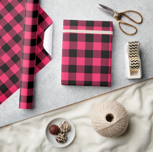 Pretty Hot Pink Buffalo Plaid Patterns ラッピングペーパー (クラフト)
