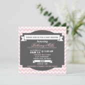 Pretty In Pink Chevron ベビーシャワー招待状 招待状 (スタンド正面)