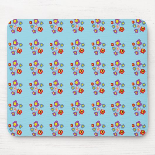 Pretty Ladybug and Flowers Light Blue Pattern マウスパッド (正面)