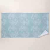 Pretty Light Blue White Floral Faux Lace   ビーチタオル (正面)