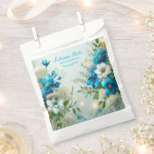 Pretty New Beginnings 青い花のブライダルシャワー フェイバーバッグ (クリップ留めされた状態)
