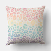 Pretty Pastel Accents | Rainbow Leopard Print クッション (裏面)