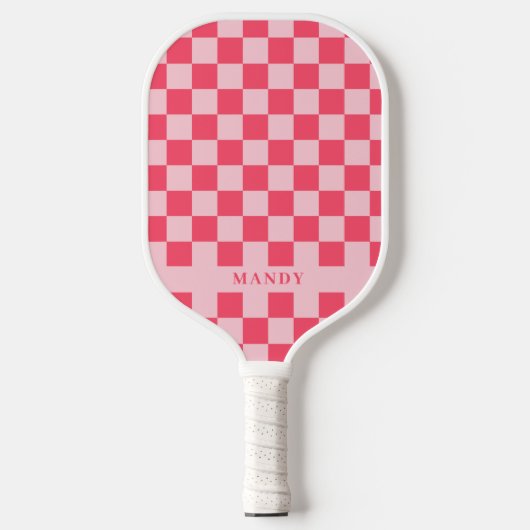 Pretty Pink Chic チェッカーボード 名前入り ピックルボールラケット (正面)