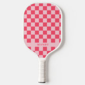 Pretty Pink Chic Checkerboard Custom Name ピックルボールラケット (裏面)