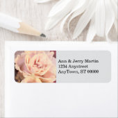 Pretty Pink Rose On Pale Gray  ラベル (インサイチュ)