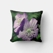 Pretty Purple Geranium Flower Pair  クッション (正面)