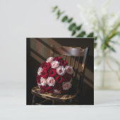 Pretty Roses on a Rustic Chair   カード (スタンド正面)