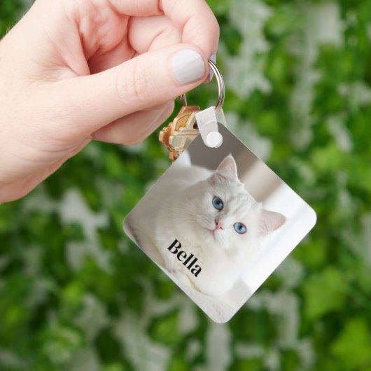 Pretty white cat with blue eyes custom photo キーホルダー (手)