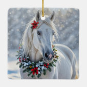 Pretty White Horse with Wreath Christmas Holiday セラミックオーナメント (裏面)