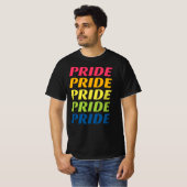 PRIDE リピート タイポグラフィ Tシャツ (正面フル)