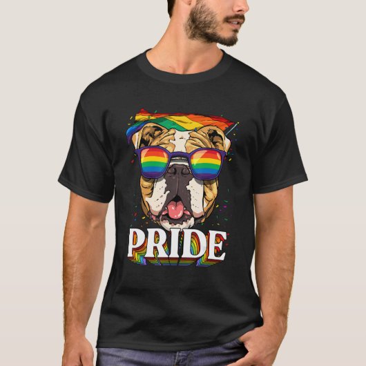 Pride American Bulldog LGBTQ Rainbow Flag Pride Mo Tシャツ (正面)