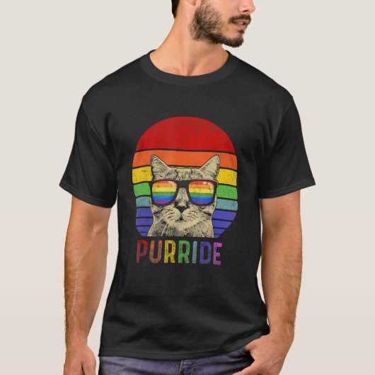 Pride Cat Purride Gay LGBTQ Rainbow Flag Retro Sty Tシャツ (正面)
