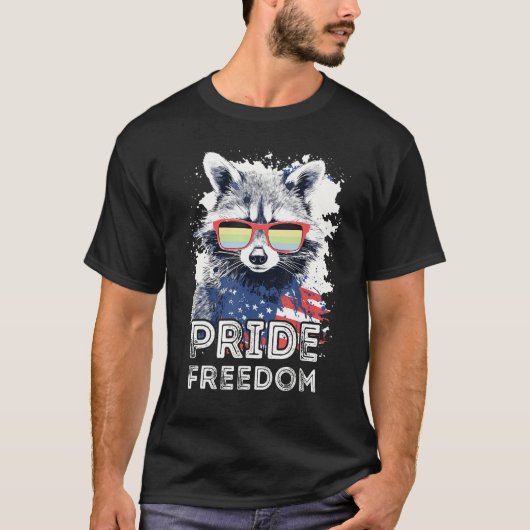 Pride Freedom  Raccoon Cassgender Sunglasses Flag Tシャツ (正面)