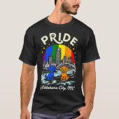Pride of Oklahoma City OKC Dogs Rainbow Flag Tシャツ (正面)