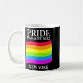 Pride Parade 2022 New York City _1  コーヒーマグカップ (左)