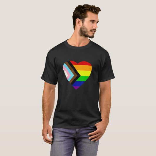 Pride Progress Rainbow Flag LGBT + Trans und Queer Tシャツ (正面フル)