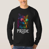 Pride Rainbow Cat Realistic Gay Pride LGBTQ Cat Ow Tシャツ (正面)