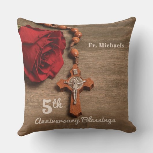Priest 5th Ordination Anniversary Red Rose クッション (裏面)
