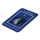 Priest Christmas Blessings, Nativity Scene on Blue マグネット (左側)