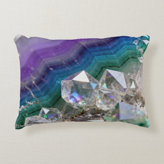 Prismatic Quartz Fusion Vibrant Crystal Design アクセントクッション (正面)