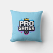PRO GAMER — Pixel Art 8-Bit Badge クッション (正面)