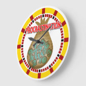 Procrastination is a Thief of Time ラージ壁時計 (傾斜)