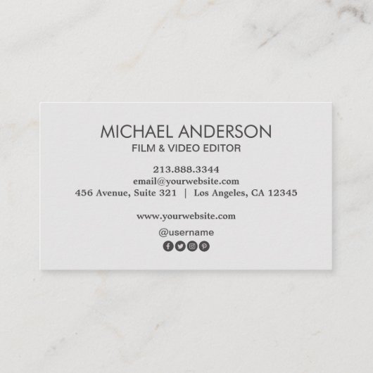 Professional Camera and a Film Reel Video Editor   名刺 (裏面)