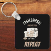 Professional Couch Tester – Cozy Paws Collection キーホルダー (正面)