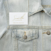 Professional Handwritten Gold Script Typography 名札 (インサイチュ)