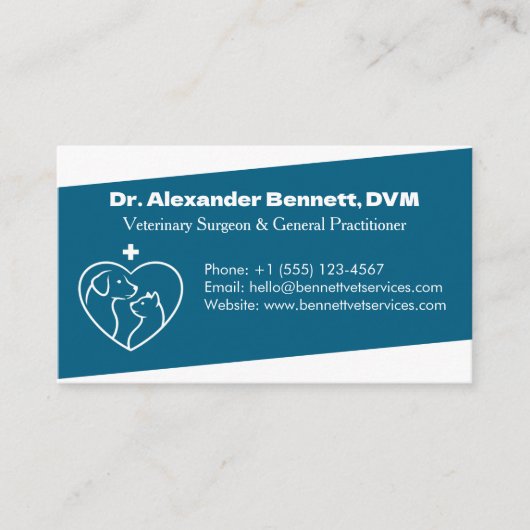 Professional Minimalist Veterinary Busines Card 名刺 (正面)
