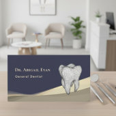 Professional Navy Blue Gold 3D Tooth Icon Dentist 名刺