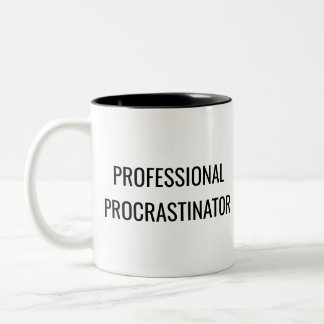 Professional Procrastinator Mug – Work Humor Gift ツートーンマグカップ