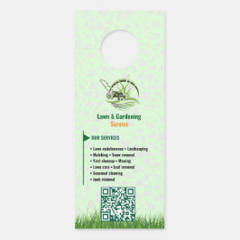 Professional White and Green Lawn Care Door Hanger ドアノブサイン