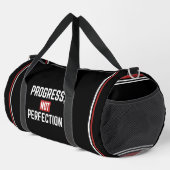 Progress Not Perfection Gym Motivation Duffel Bag ダッフルバッグ (右コーナー)