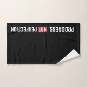 Progress Not Perfection Gym Workout Towel ハンドタオル (ハンドタオル)