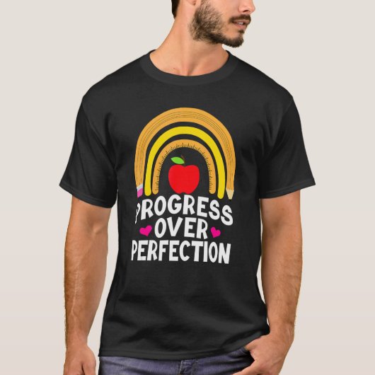 Progress Over Complements Sped Educator先生Bac Tシャツ (正面)