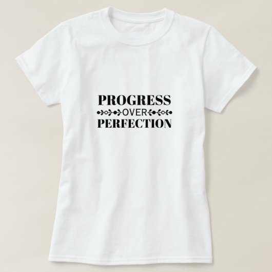 Progress Over Perfection Motivation Mindful Growth Tシャツ (デザイン正面)