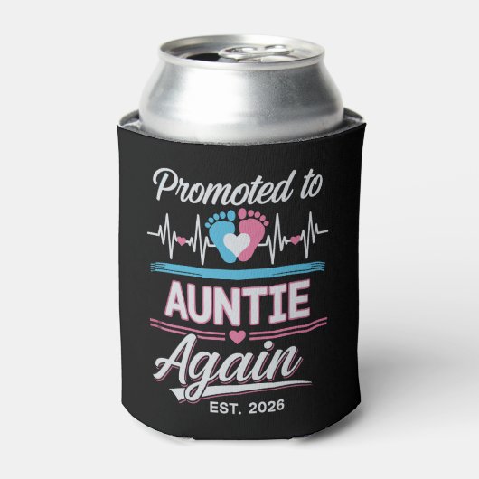 Promoted To Auntie Again Est 2026 Pregnancy Reveal 缶クーラー (缶正面)