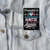 Promoted To Auntie Again Est 2026 Pregnancy Reveal 缶バッジ (インサイチュ)