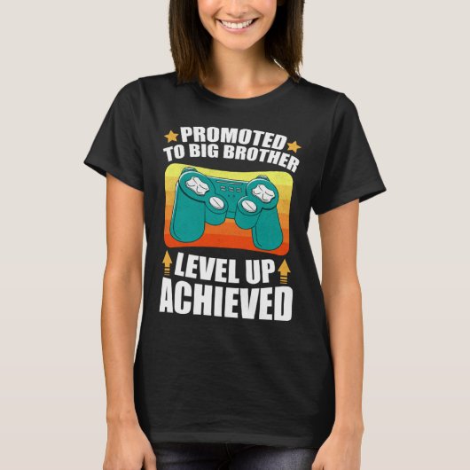 Promoted To Big Brother Level Up Achieved Gamer Bi Tシャツ (正面)