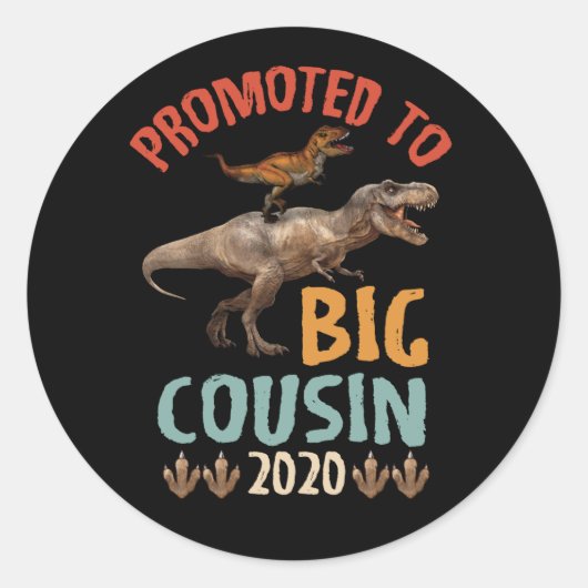 Promoted To Big Cousin 2022 T-rex Riding Dinosaur ラウンドシール (正面)