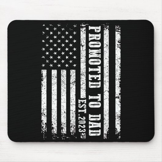 Promoted To Dad 2023 Funny Shirt For New Dad  マウスパッド (正面)