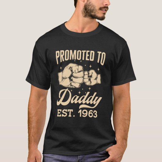 Promoted To Daddy Est 1963 First Time Dad Father'S Tシャツ (正面)
