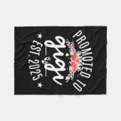 Promoted To Gigi 2025 Flower First Time New Grandm フリースブランケット (正面(横))